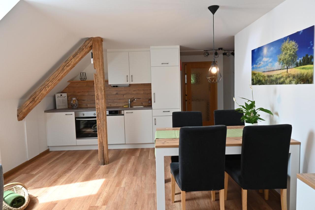 Biohof Auinger, Der Tiererlebnishof Apartment Aurach am Hongar Exterior photo
